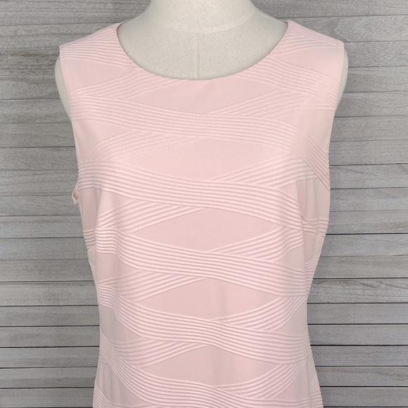 TOMMY HILFIGER Textured Sleeveless Bodycon Knee Length Dress Pink-12 - Picture 2 of 5